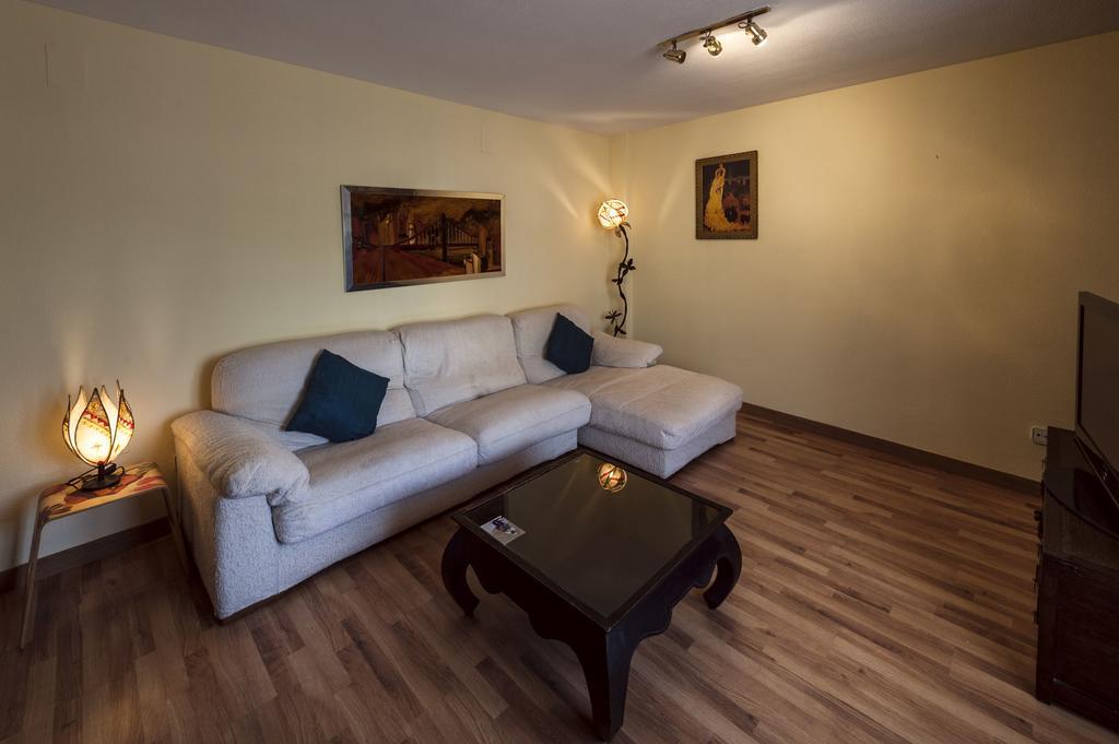 Atico-Terraza Imperial Apartment Толедо Стая снимка